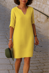 Pamela™ | Robe élégante à décolleté en V