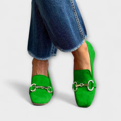 Juliette™ | Mocassins avec Bout Carré et Boucle